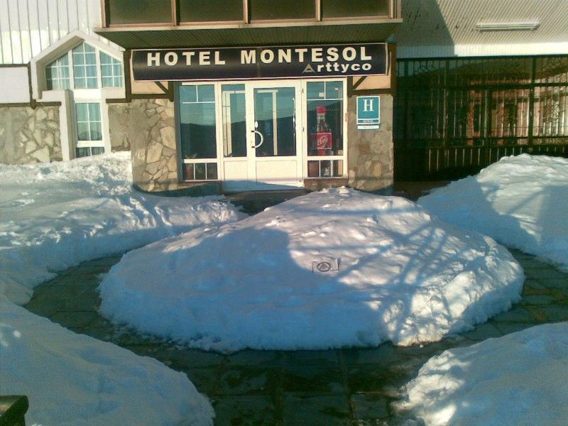 Hotel Montesol Arttyco เซียร์ราเนบาดา ภายนอก รูปภาพ