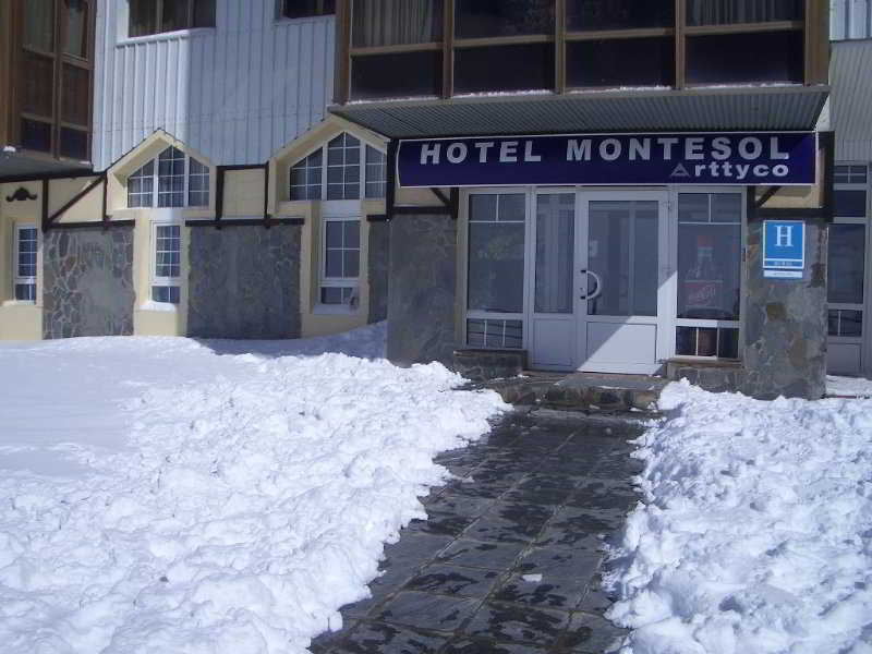 Hotel Montesol Arttyco เซียร์ราเนบาดา ภายนอก รูปภาพ